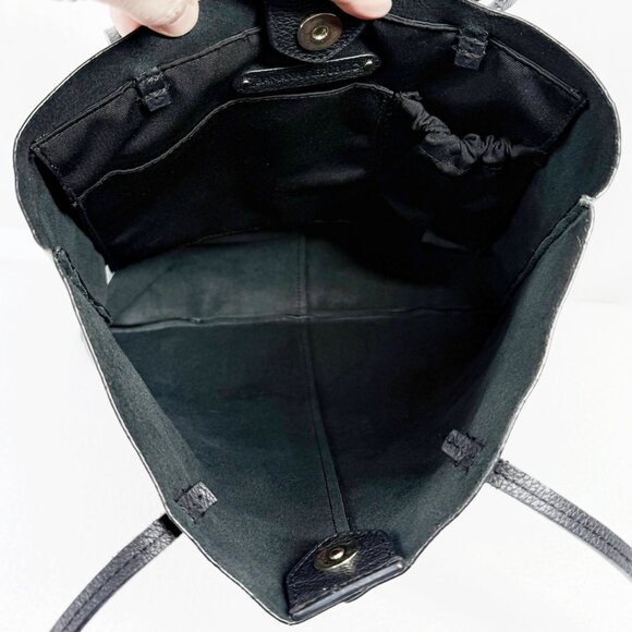 Banana Republic Effortless Tote Black Pebbled Leather Magnetic Snap Closure - Picture 5 of 9